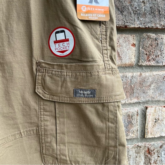 ππ£ Wrangler cargo shorts - Picture 4 of 10
